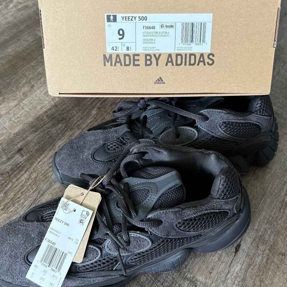 New! YEEZY 500 black sneakers, Authentic - Picture 6 of 9